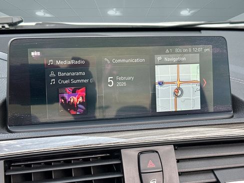 Used 2018 BMW 230i Convertible image 21