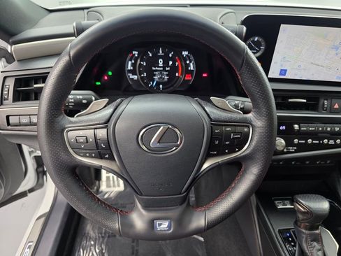 Used 2024 Lexus ES 350 F Sport w/ Accessory Package (Z2) FWD image 18