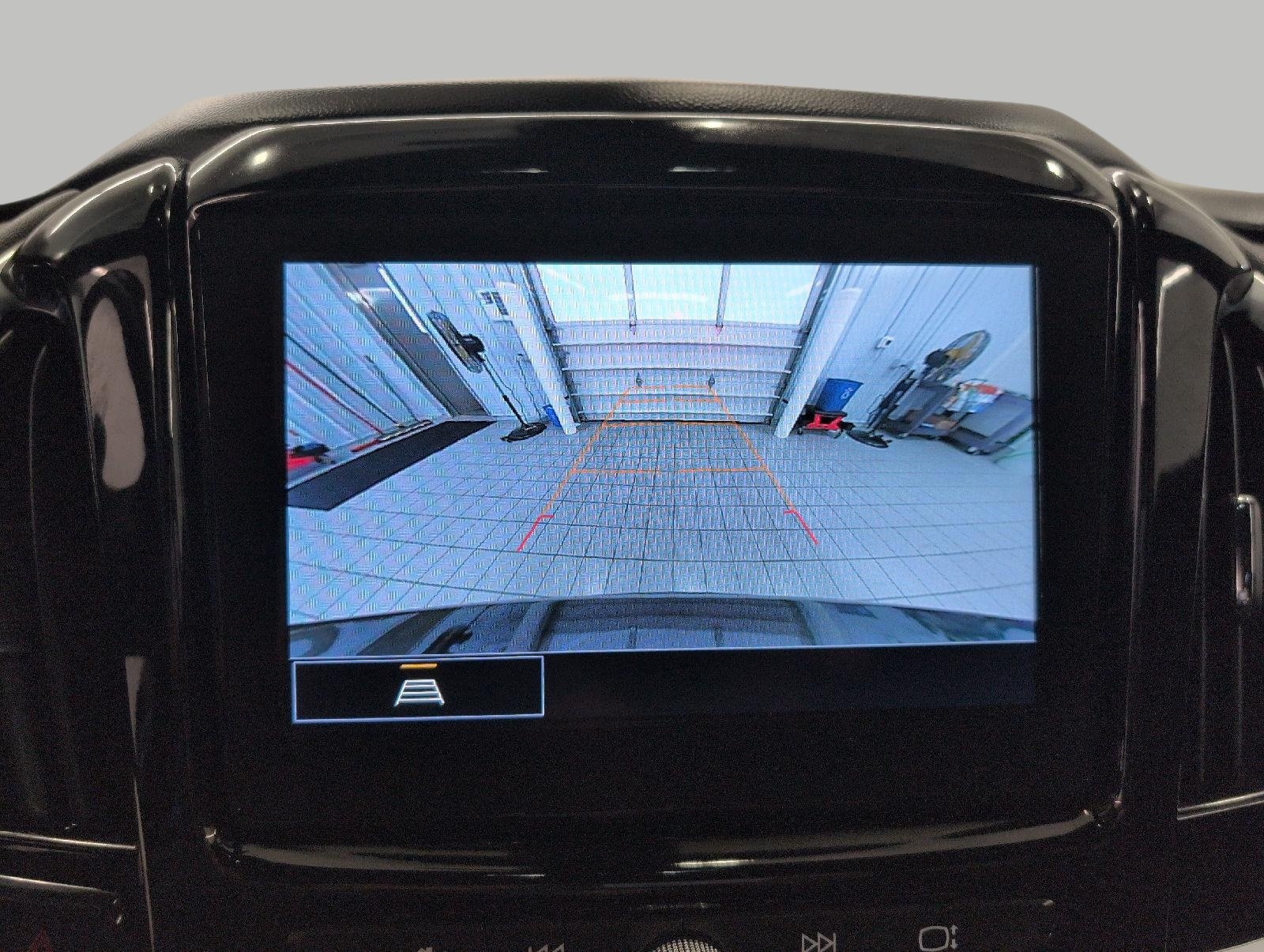 Used 2023 Chevrolet Traverse LT AWD/4WD image 15