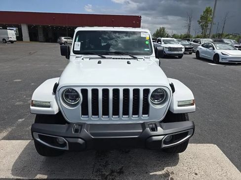 Used 2021 Jeep Wrangler Unlimited Sahara AWD/4WD image 2