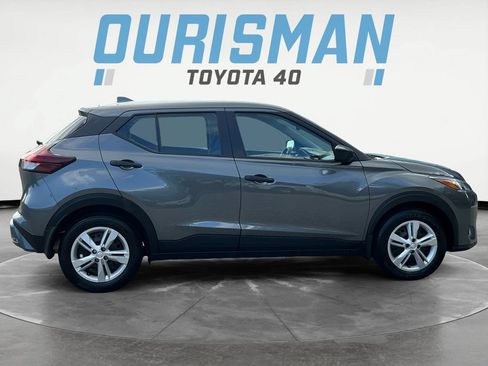 Used 2025 Nissan Kicks Play S FWD image 8