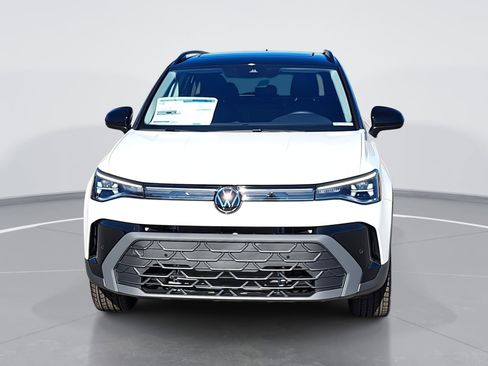 New 2026 Volkswagen Taos SE image 8
