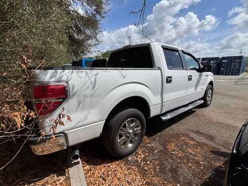 Used 2011 Ford F150 XLT w/ XLT Chrome Pkg image 8