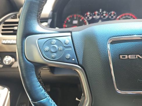 Used 2015 GMC Yukon Denali AWD/4WD image 26