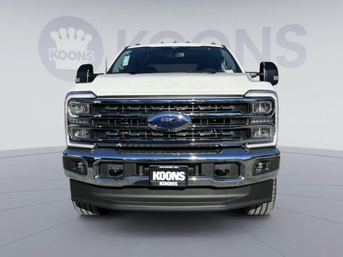New 2026 Ford F250 Lariat w/ FX4 Off-Road Package image 11