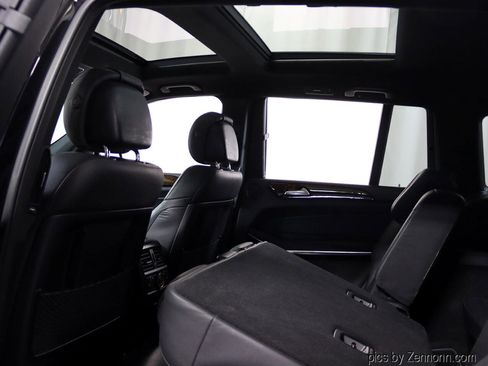 Used 2017 Mercedes-Benz GLS 550 4MATIC w/ Driver Assistance Package image 15