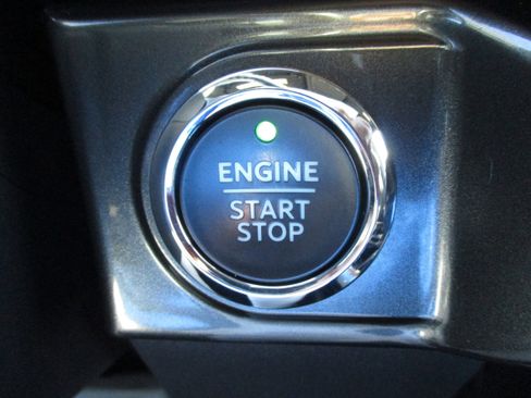 Used 2022 Ford F150 XLT w/ Equipment Group 302A High image 27