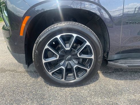 Used 2025 Chevrolet Tahoe RST w/ Comfort Package AWD/4WD image 35