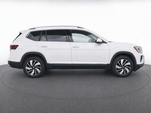 Used 2024 Volkswagen Atlas SEL AWD/4WD image 7