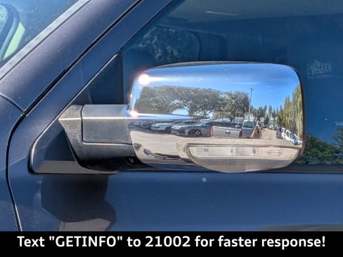 Used 2017 RAM 1500 Laramie w/ Convenience Group image 12