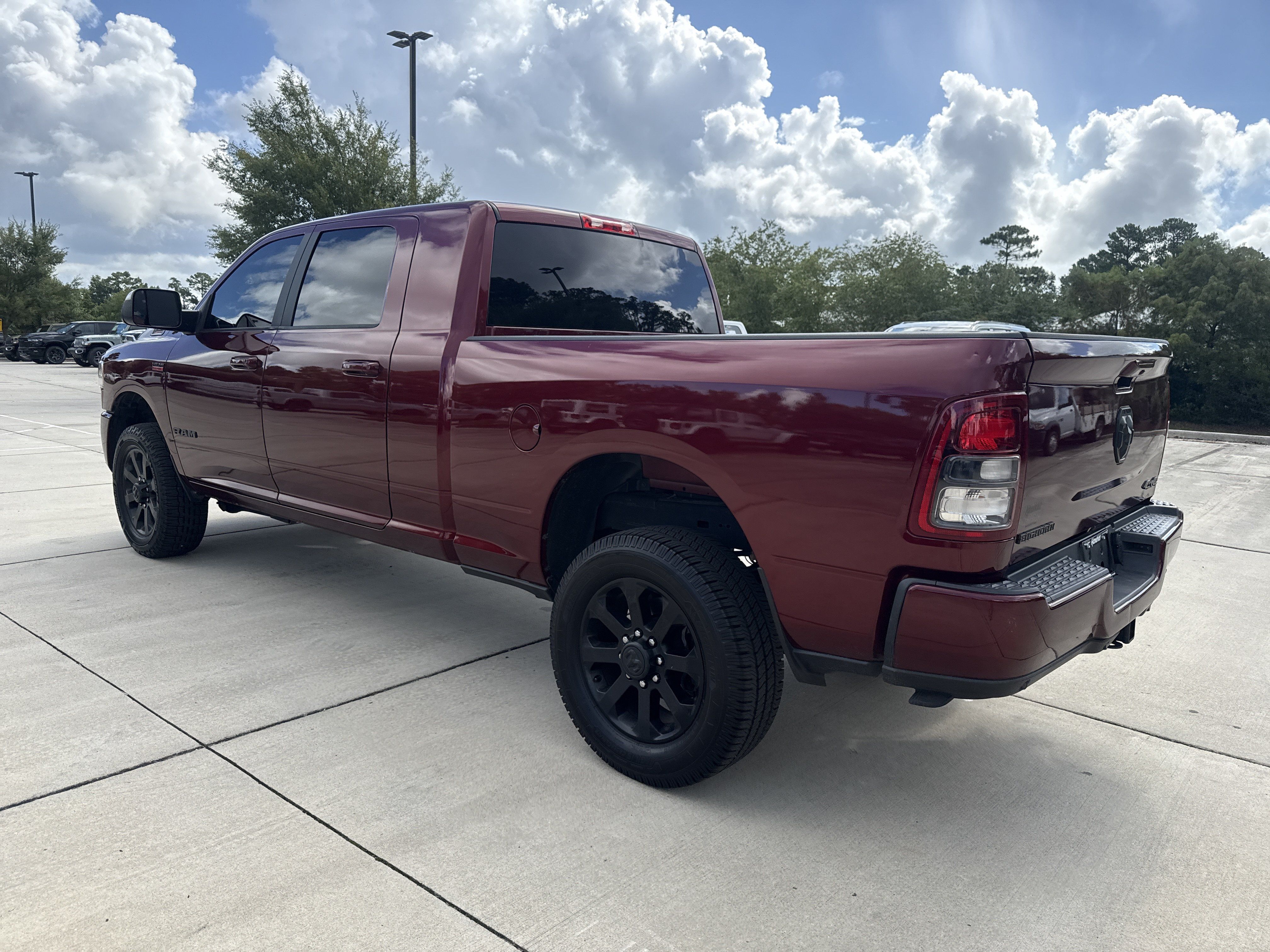 Used 2021 RAM 2500 Big Horn w/ Night Edition AWD/4WD image 7