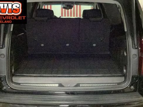 Used 2018 Chevrolet Suburban LT AWD/4WD image 7