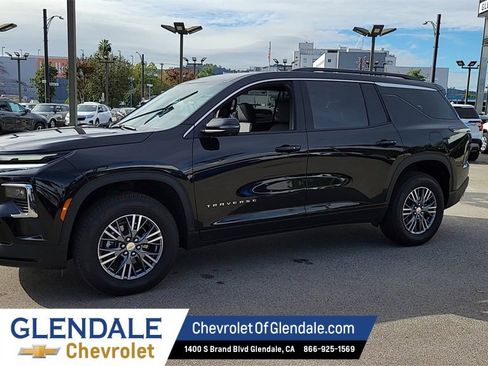 New 2026 Chevrolet Traverse LT w/ Driver Confidence Package image 4