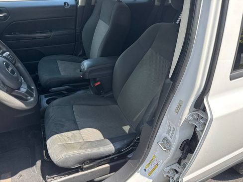 Used 2013 Jeep Patriot Sport w/ PWR Value Group FWD image 9