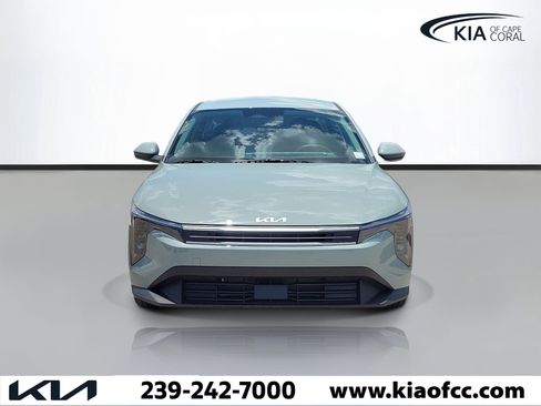 New 2026 Kia K4 FWD image 2