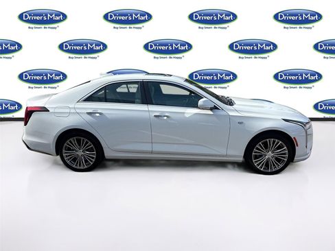 Used 2020 Cadillac CT4 Premium Luxury image 9