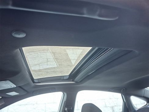 Used 2023 Honda Accord Sport image 13