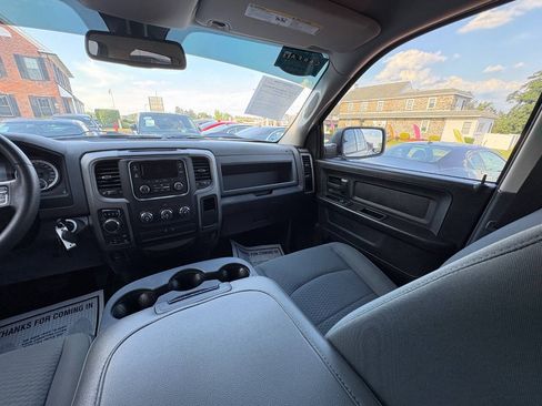 Used 2015 RAM 1500 Express AWD/4WD image 21