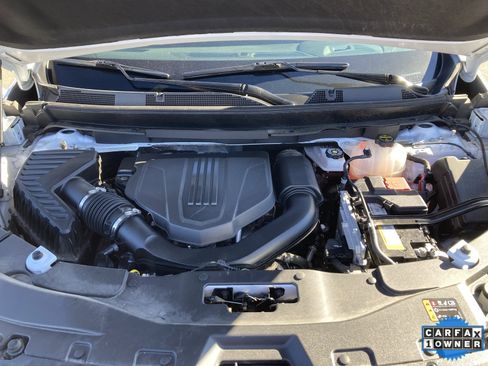 Used 2025 Chevrolet Traverse LT image 43