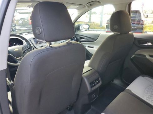 Certified 2024 Chevrolet Equinox LS w/ LS Convenience Package image 11