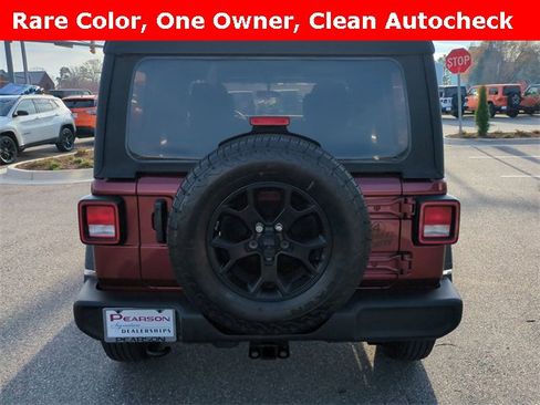 Used 2021 Jeep Wrangler Unlimited Willys image 5