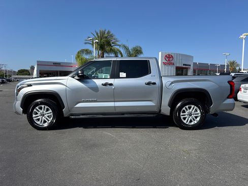 New 2026 Toyota Tundra SR5 w/ SR5 Convenience Package RWD image 7