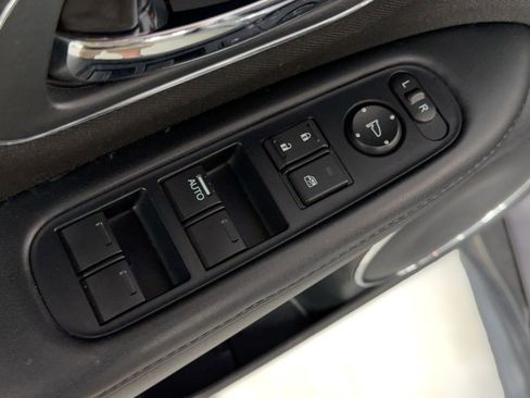 Used 2016 Honda HR-V EX image 13