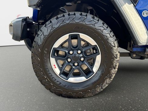 Used 2019 Jeep Wrangler Unlimited Rubicon AWD/4WD image 11