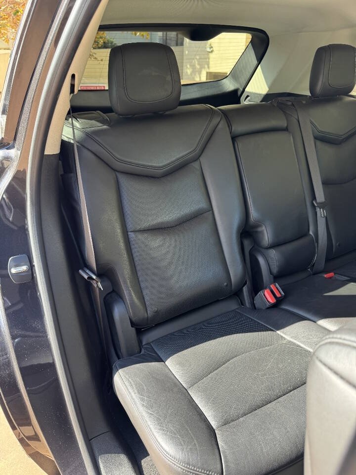 Used 2017 Cadillac XT5 Luxury w/ Driver Awareness Package FWD image 19