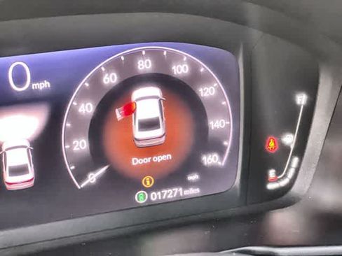 Used 2023 Honda Accord EX image 19