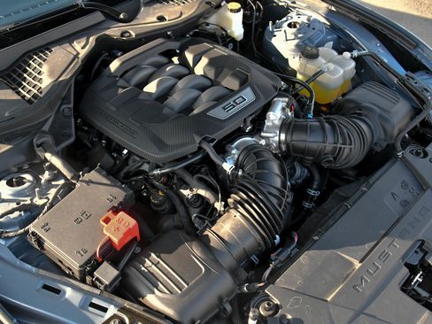 Used 2024 Ford Mustang GT Premium image 44