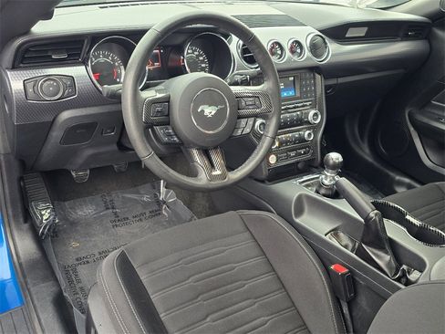 Used 2017 Ford Mustang GT w/ GT Performance Package image 15