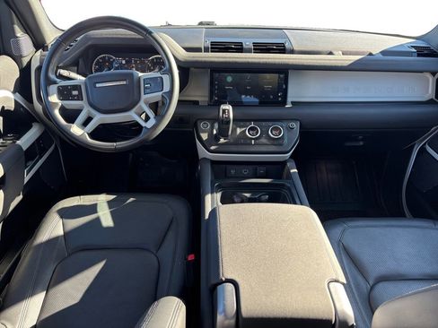 Used 2023 Land Rover Defender 110 S image 17
