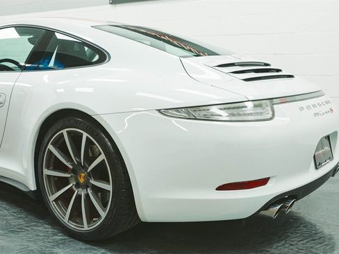 Used 2013 Porsche 911 Carrera 4S AWD/4WD image 17