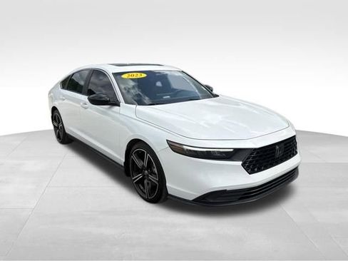 Used 2023 Honda Accord Sport image 8