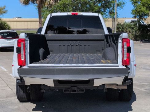 Used 2023 Ford F450 Lariat image 23
