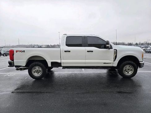 Used 2023 Ford F250 XL w/ FX4 Off-Road Package AWD/4WD image 9