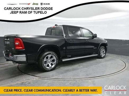 Used 2025 RAM 1500 Big Horn AWD/4WD image 3