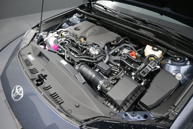 Used 2026 Toyota Camry XSE FWD image 12