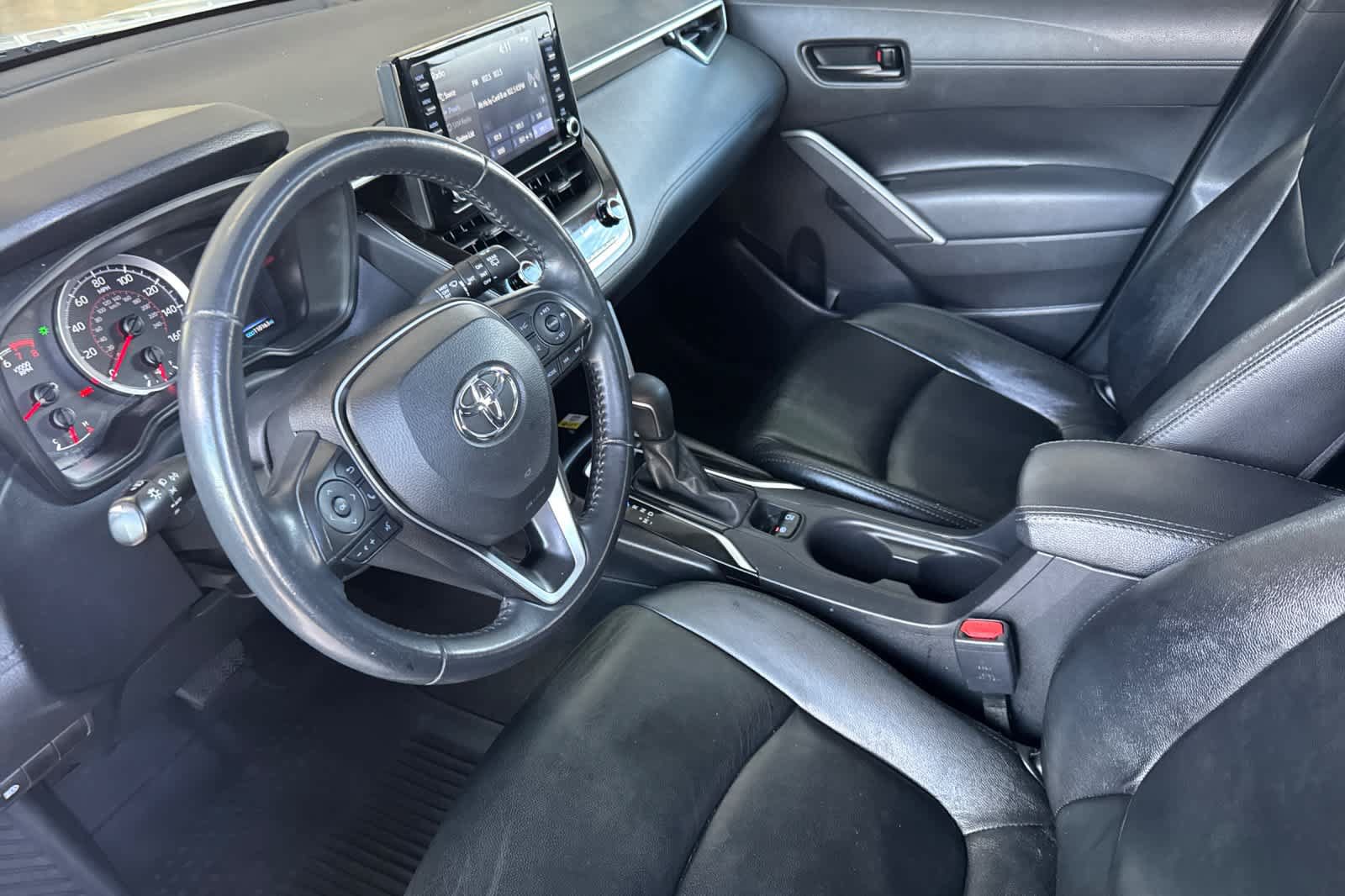 Used 2022 Toyota Corolla Cross LE FWD image 11