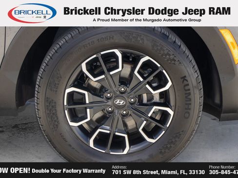 Used 2023 Hyundai Santa Cruz SEL Premium AWD/4WD image 36