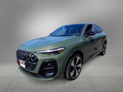 New 2025 Audi SQ5 Prestige image 4