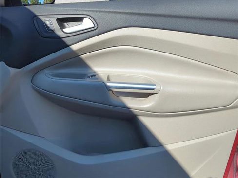 Used 2019 Ford Escape SEL image 26