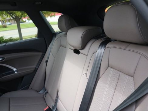 New 2025 Audi Q5 Premium Plus image 19