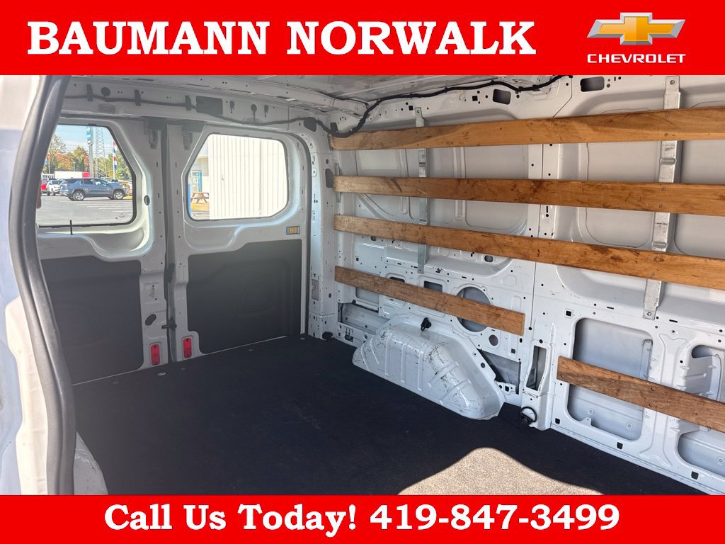 Used 2015 Ford Transit 250 130 Low Roof w/ Exterior Upgrade Package RWD image 34