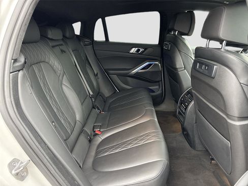 Used 2023 BMW X6 xDrive40i image 30