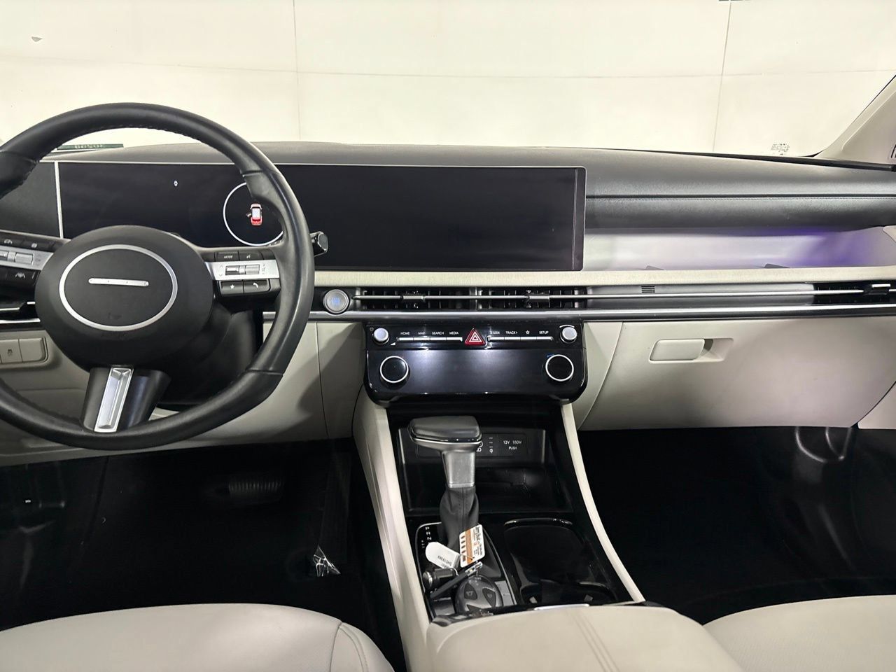 Used 2025 Hyundai Tucson SEL FWD image 27