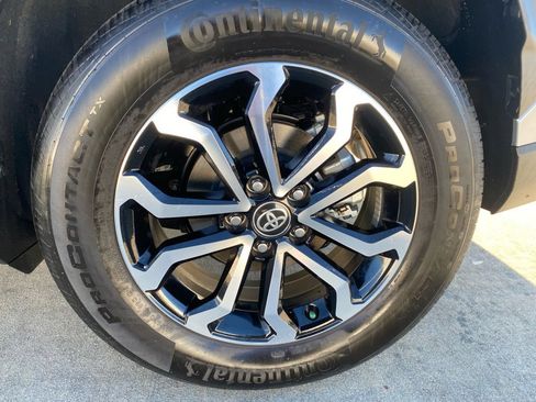 Used 2024 Toyota Corolla Cross AWD Hybrid image 26