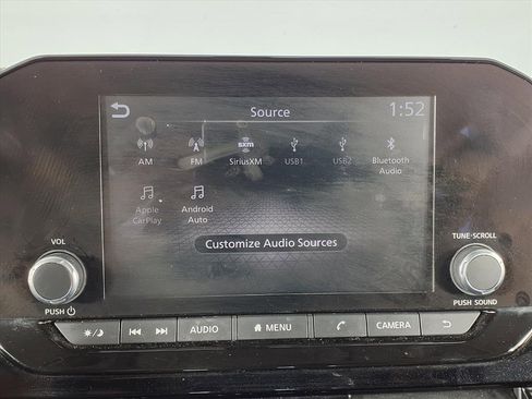 Used 2022 Nissan Pathfinder SV image 12