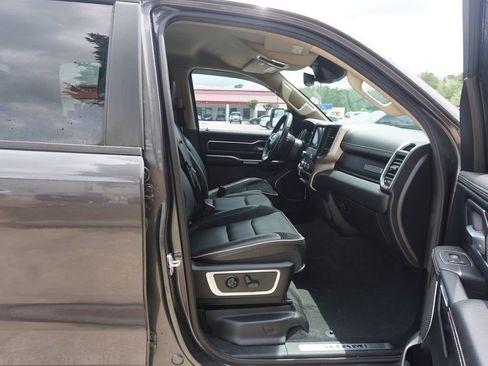 Used 2021 RAM 1500 Laramie RWD image 14